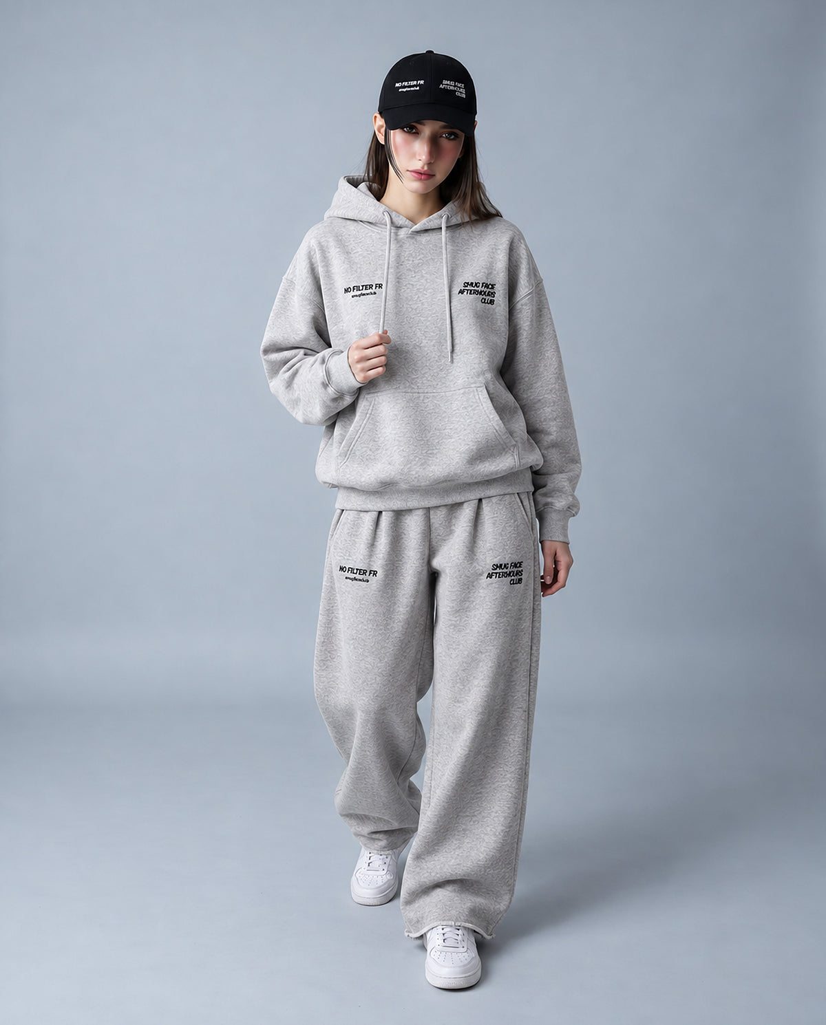 DOUBLE EMBROIDERY WIDE SWEAT PANTS